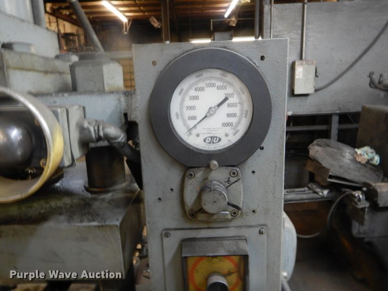 image for item GO9522 Hydraulic press