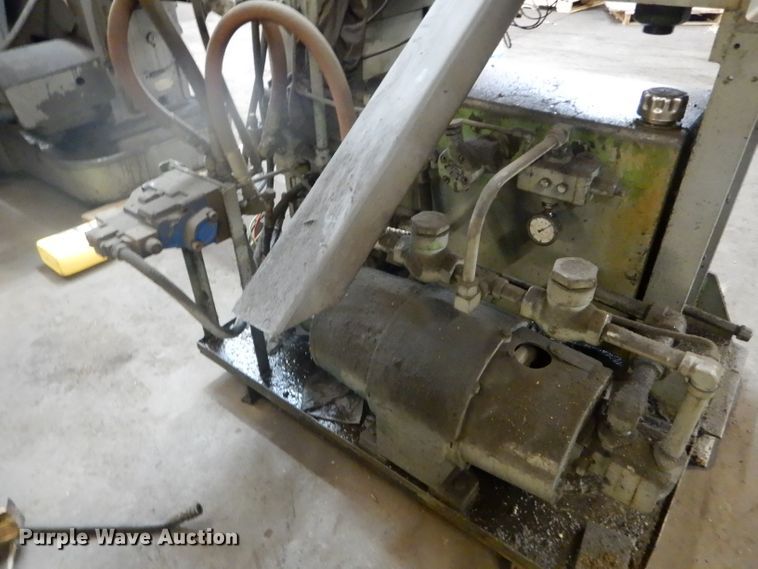 image for item GO9522 Hydraulic press