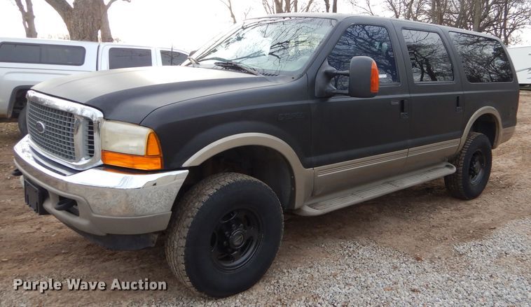 image for item GO9973 2000 Ford Excursion Limited SUV