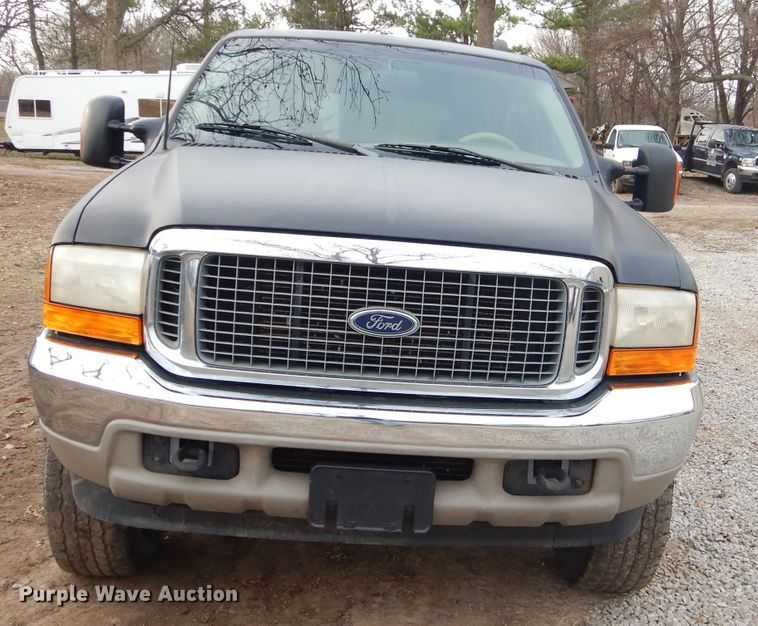 image for item GO9973 2000 Ford Excursion Limited SUV