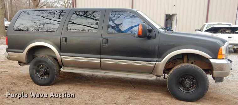 image for item GO9973 2000 Ford Excursion Limited SUV