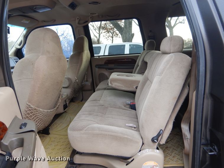 image for item GO9973 2000 Ford Excursion Limited SUV