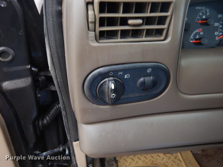 image for item GO9973 2000 Ford Excursion Limited SUV