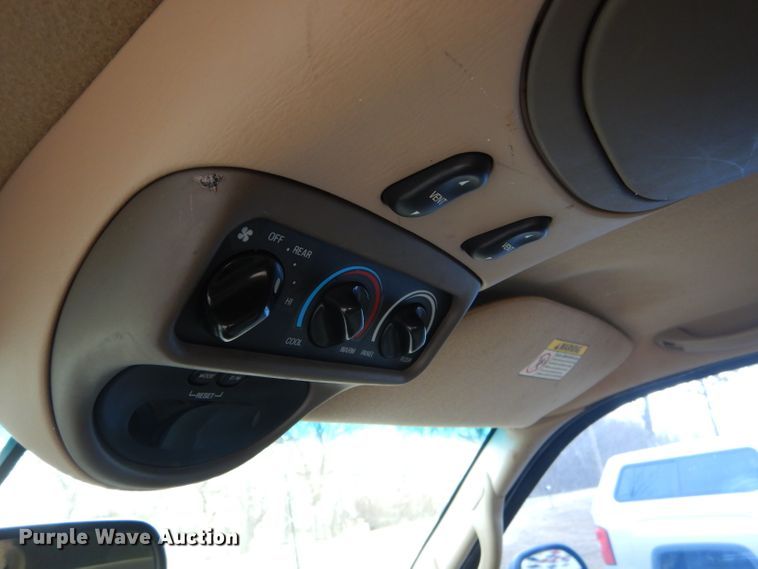 image for item GO9973 2000 Ford Excursion Limited SUV