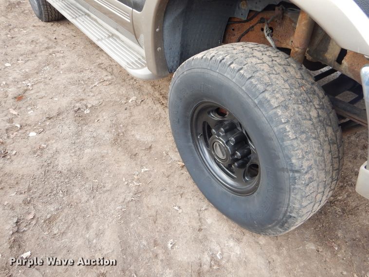 image for item GO9973 2000 Ford Excursion Limited SUV