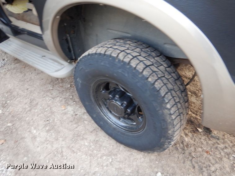 image for item GO9973 2000 Ford Excursion Limited SUV