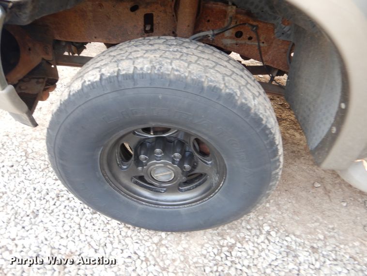 image for item GO9973 2000 Ford Excursion Limited SUV