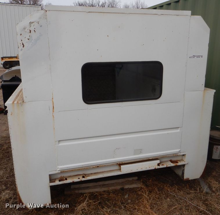 image for item GX9780 Omaha enclosed utility bed