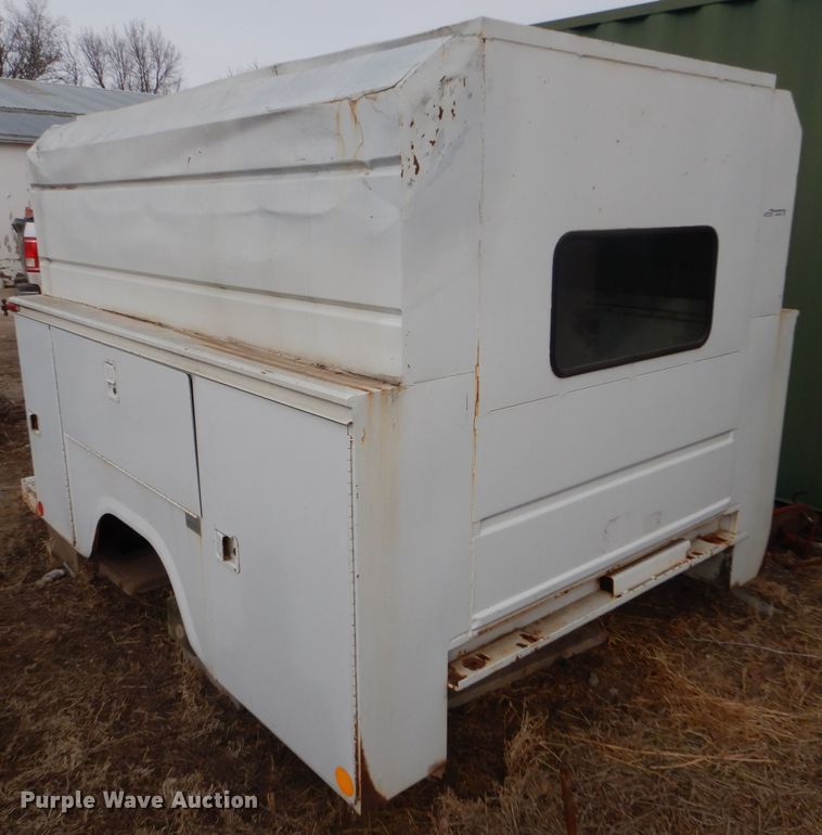 image for item GX9780 Omaha enclosed utility bed