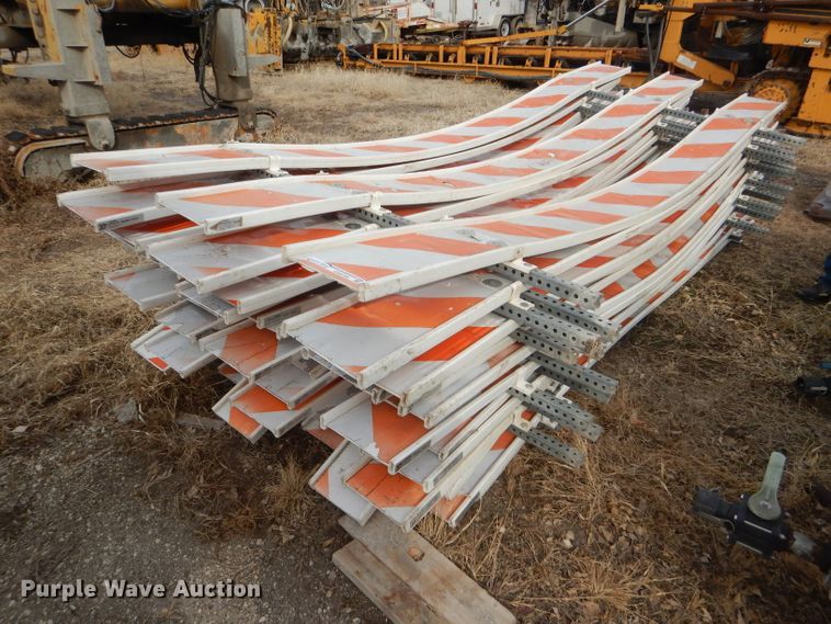 image for item GX9785 (15) type III barricades