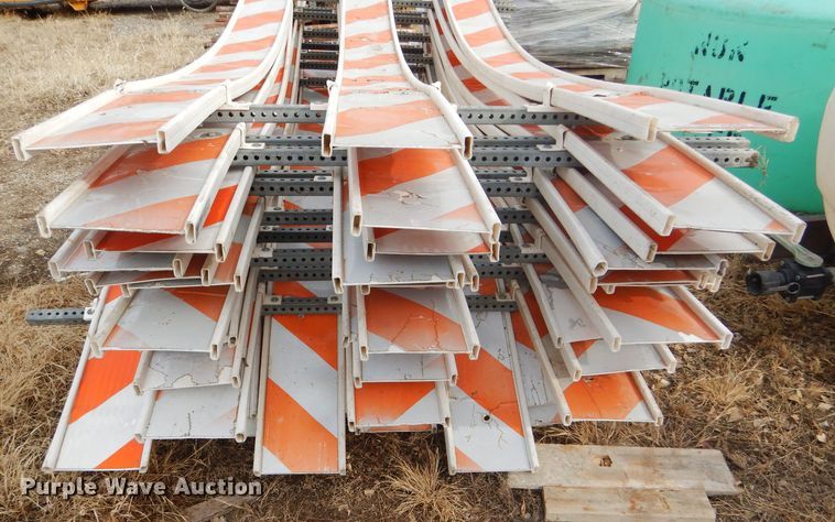 image for item GX9785 (15) type III barricades