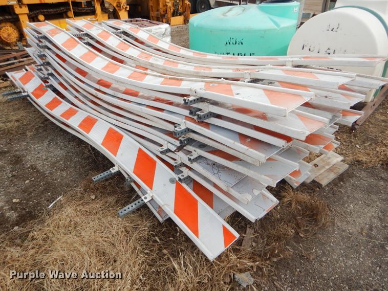 image for item GX9785 (15) type III barricades