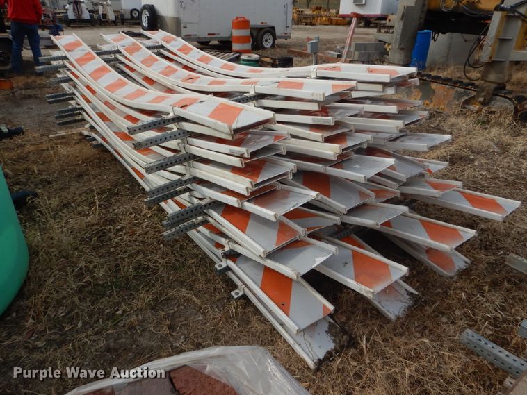 image for item GX9785 (15) type III barricades