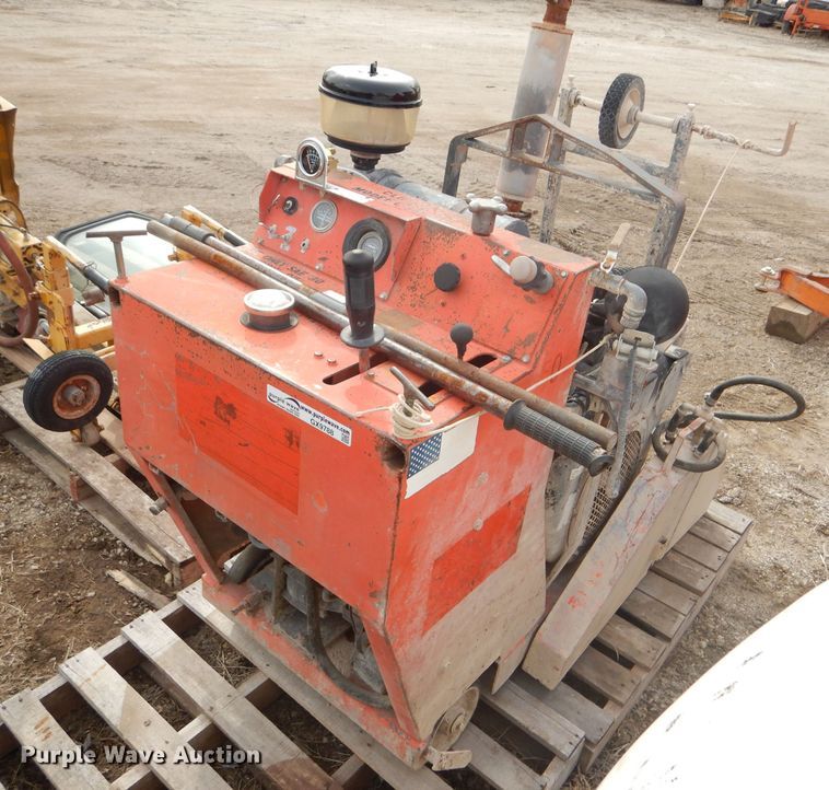 image for item GX9788 Norton Clipper C-35B KET concrete saw