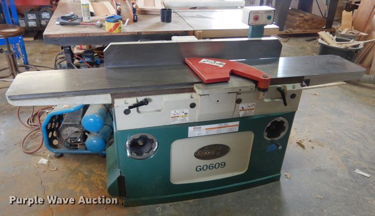 Grizzly G0609 jointer in Ulysses, KS 