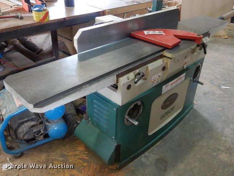 Grizzly G0609 jointer in Ulysses, KS 