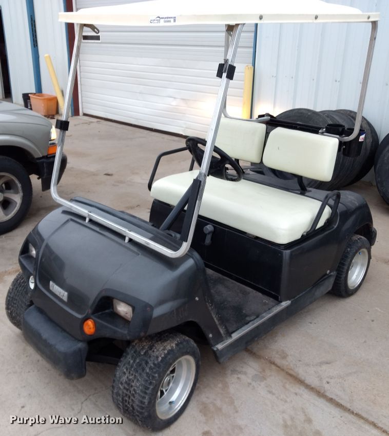 Yamaha golf cart in Garden City, KS Item GX9865 sold Purple Wave