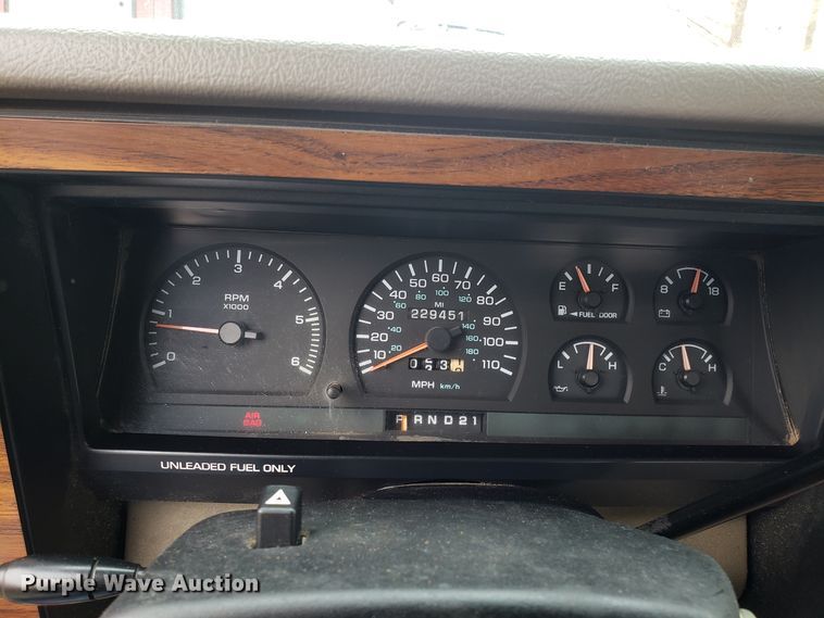 image for item L1471 1995 Dodge Dakota Club Cab pickup truck