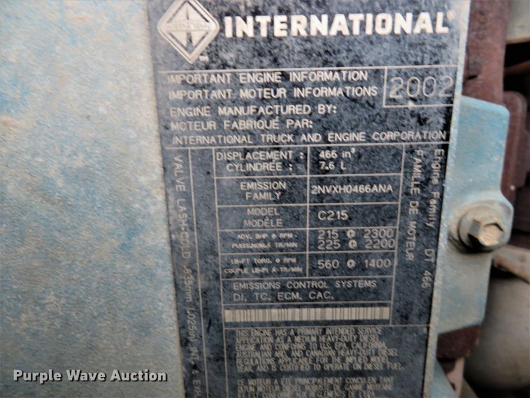 image for item DI2031 2003 International 4300 service truck with crane