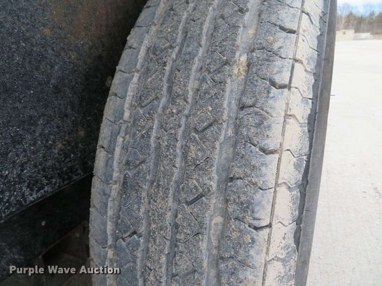 image for item DI2032 2018 PJ T6222 tilt deck equipment trailer