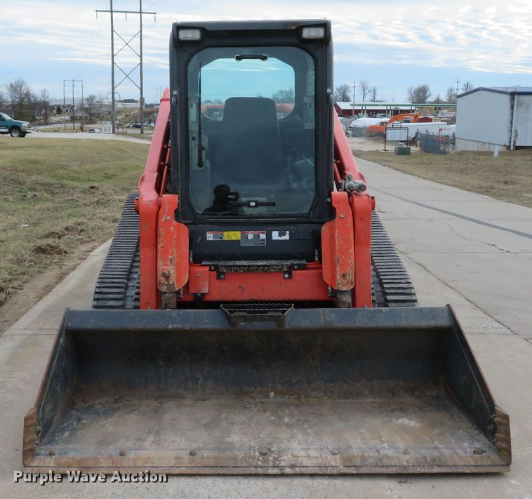 image for item DI2034 2016 Kubota SVL95-2S skid steer