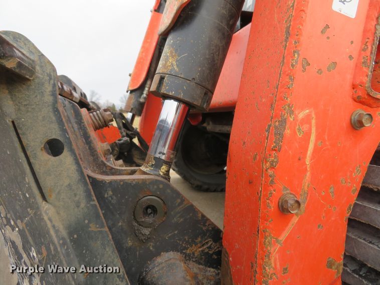 image for item DI2034 2016 Kubota SVL95-2S skid steer