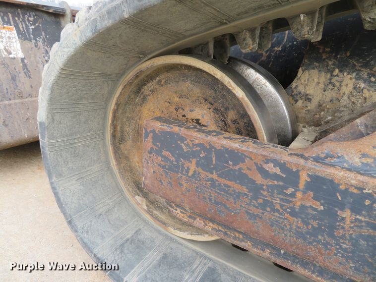 image for item DI2034 2016 Kubota SVL95-2S skid steer