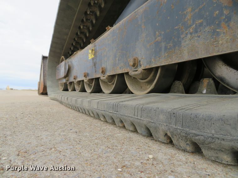 image for item DI2034 2016 Kubota SVL95-2S skid steer