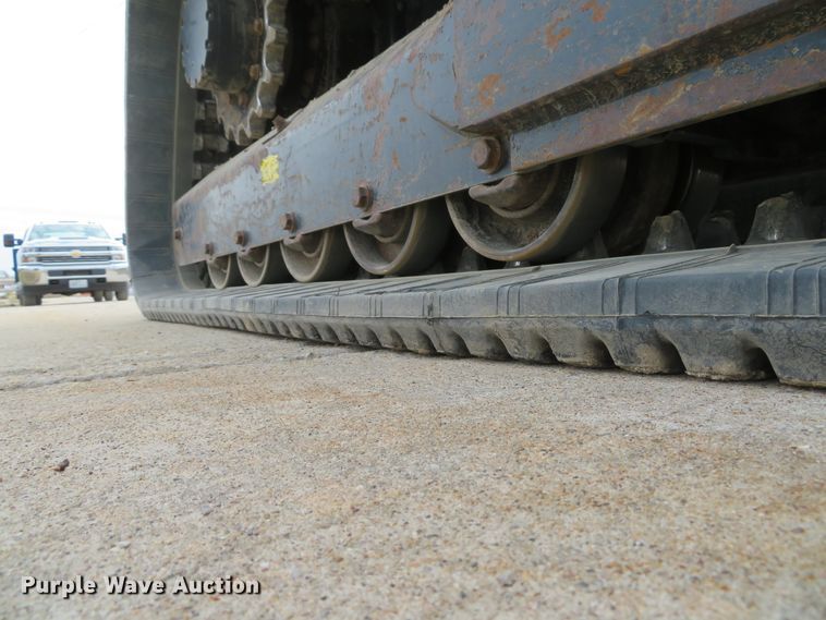 image for item DI2034 2016 Kubota SVL95-2S skid steer