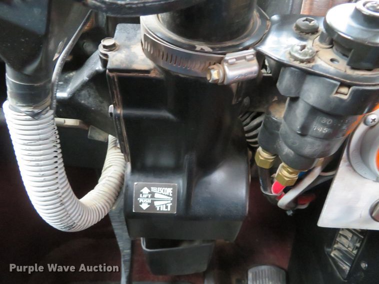 image for item DI2035 1995 Freightliner FLD semi truck