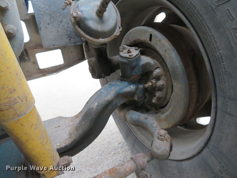 image for item DI2035 1995 Freightliner FLD semi truck