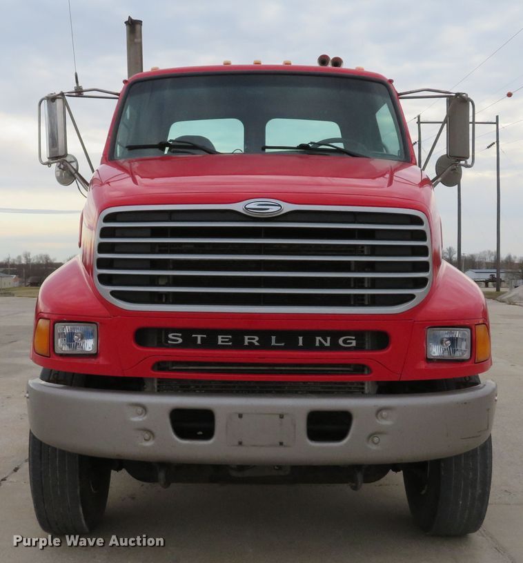 image for item DI2036 2006 Sterling LT9513 semi truck