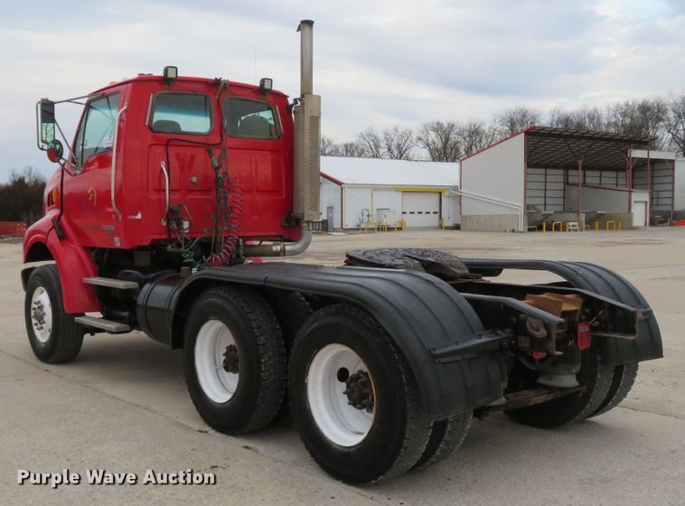 image for item DI2036 2006 Sterling LT9513 semi truck