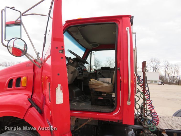 image for item DI2036 2006 Sterling LT9513 semi truck