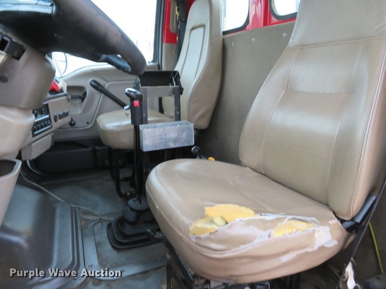 image for item DI2036 2006 Sterling LT9513 semi truck