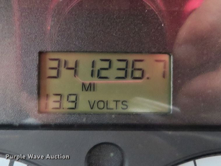 image for item DI2036 2006 Sterling LT9513 semi truck