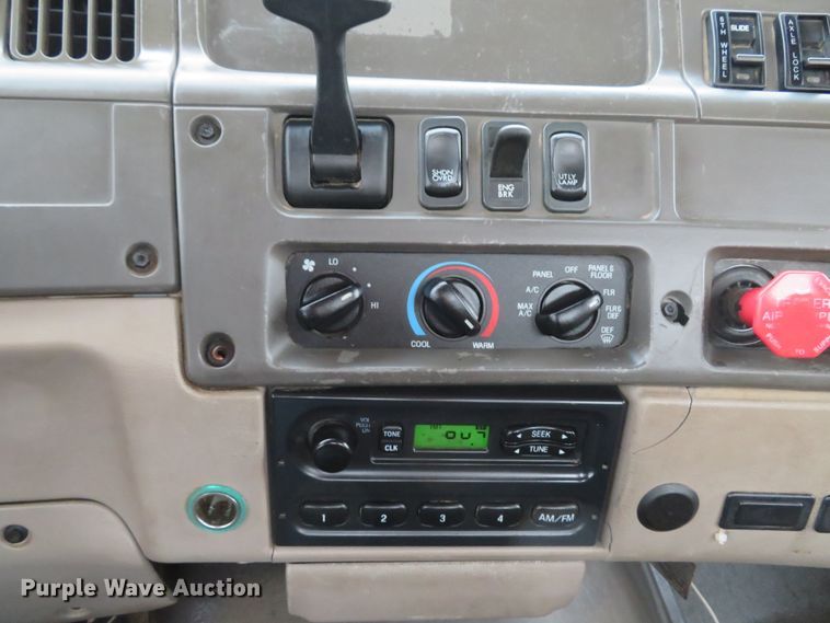 image for item DI2036 2006 Sterling LT9513 semi truck