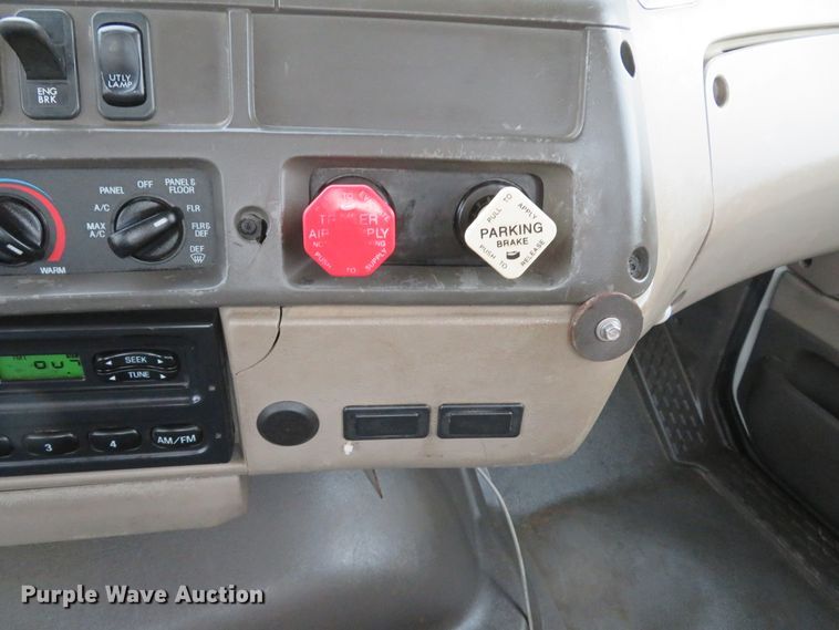 image for item DI2036 2006 Sterling LT9513 semi truck