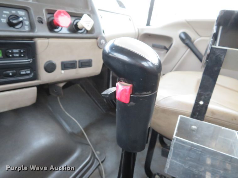 image for item DI2036 2006 Sterling LT9513 semi truck