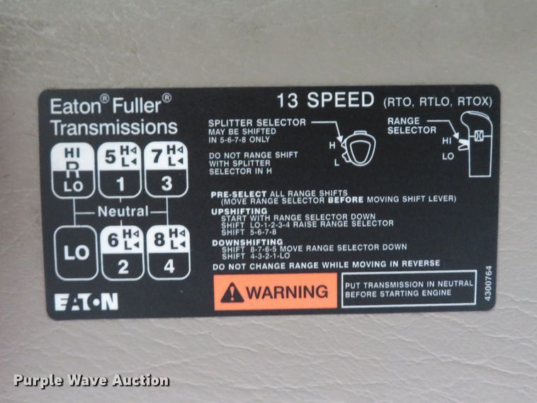 image for item DI2036 2006 Sterling LT9513 semi truck