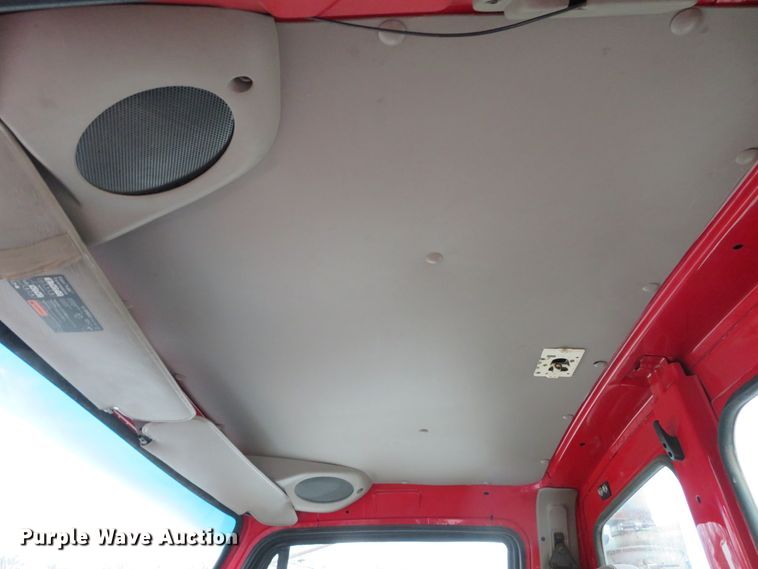 image for item DI2036 2006 Sterling LT9513 semi truck