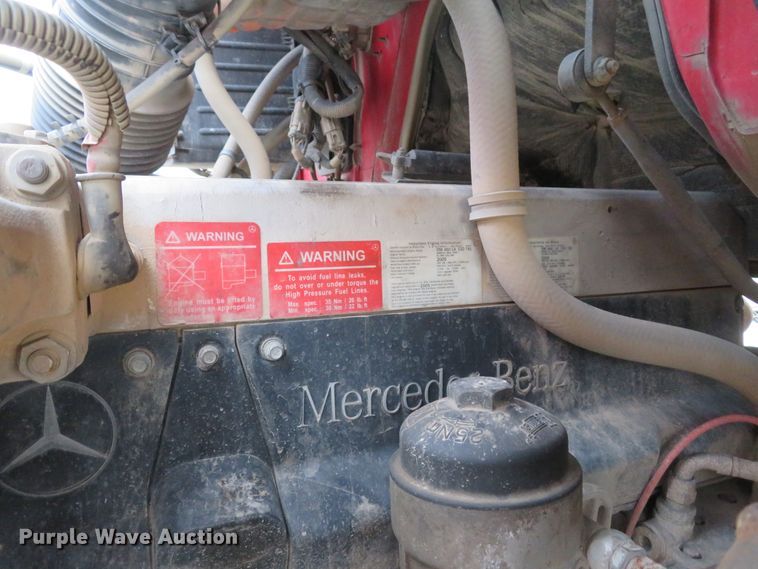 image for item DI2036 2006 Sterling LT9513 semi truck