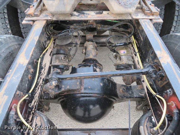 image for item DI2036 2006 Sterling LT9513 semi truck