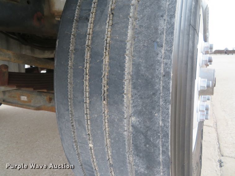 image for item DI2036 2006 Sterling LT9513 semi truck