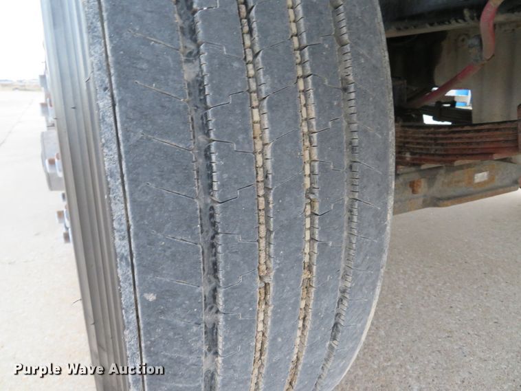 image for item DI2036 2006 Sterling LT9513 semi truck