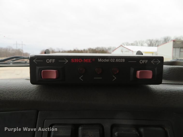 image for item DI2037 2008 Volvo VHD hydrovac truck