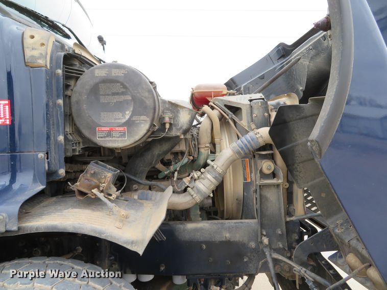 image for item DI2037 2008 Volvo VHD hydrovac truck