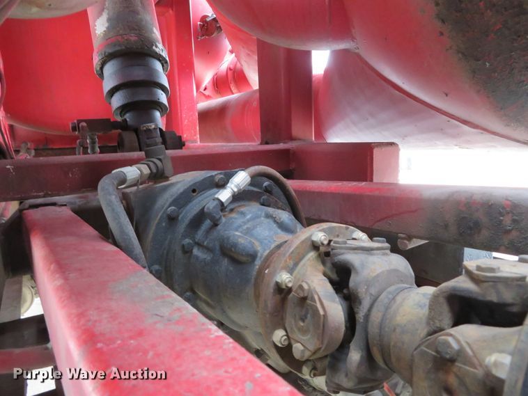 image for item DI2038 1995 Ford L9000 vacuum truck