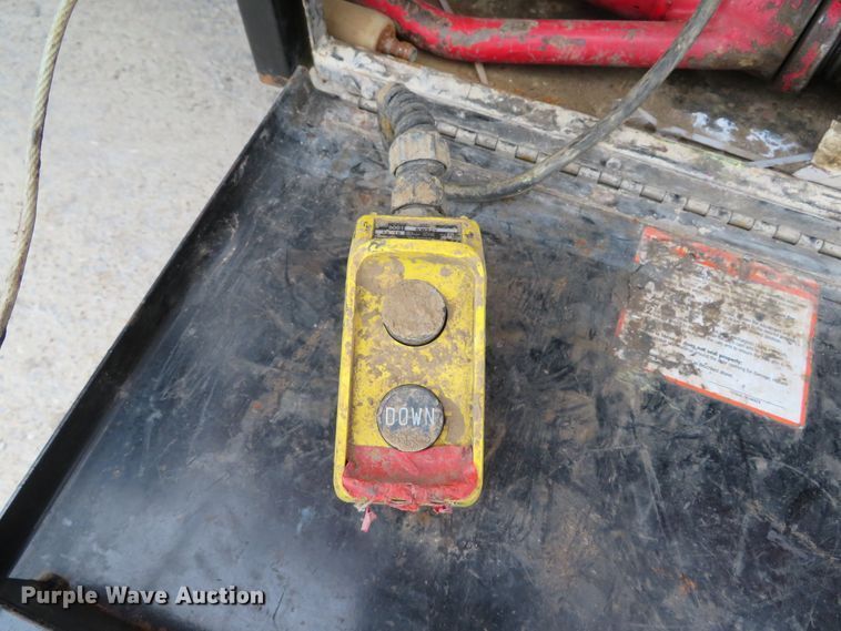 image for item DI2038 1995 Ford L9000 vacuum truck