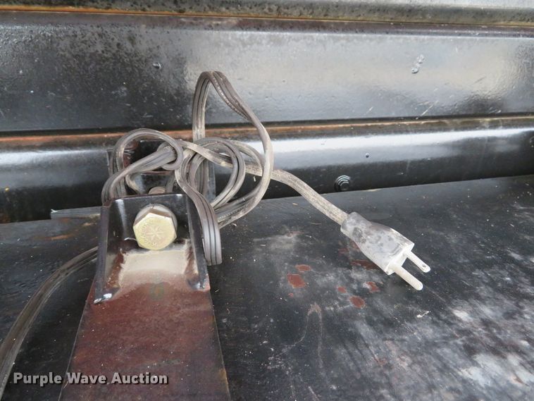 image for item DI2038 1995 Ford L9000 vacuum truck